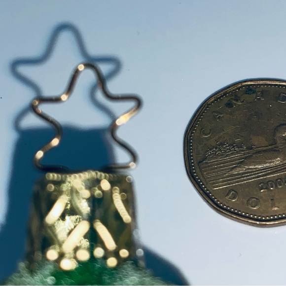 Authentic Star Topped Inge-Glas German Made Christmas Ornament Frog. - Picture 6 of 6